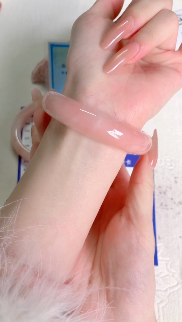 未镶嵌手镯石英质玉桃花14-246-圈口57.6