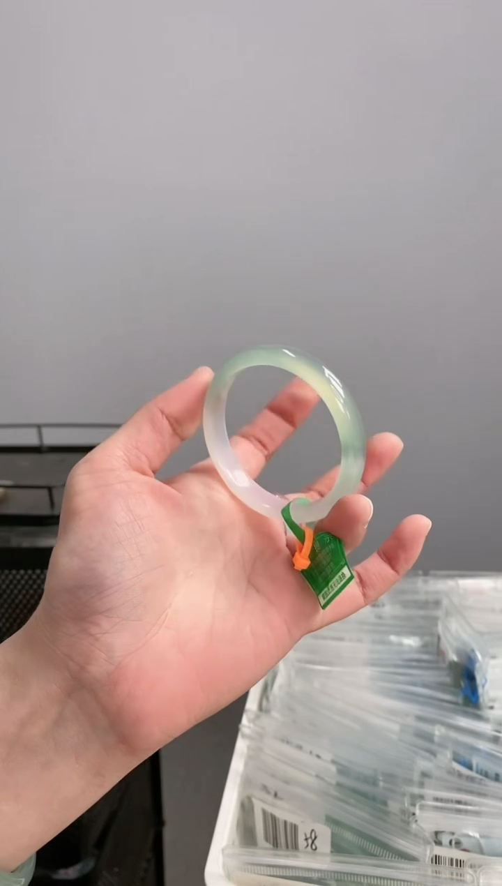 【闪购商品】玛瑙/玉髓手镯合金50圈