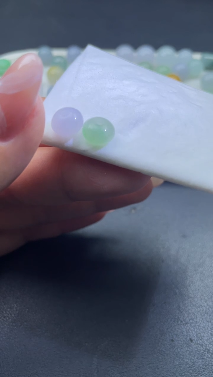 【闪购商品】翡翠颈饰未镶嵌BBBBB141