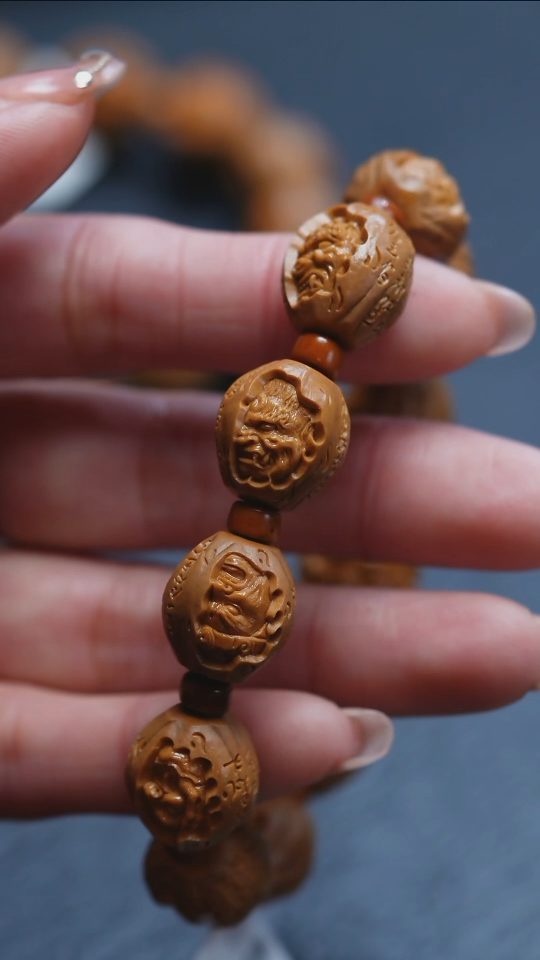 【闪购商品】橄榄核吊坠苏工橄榄核