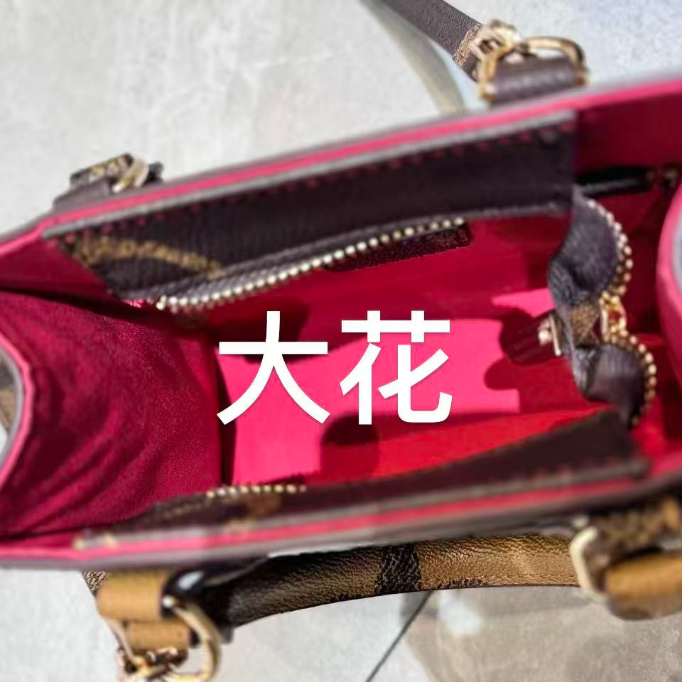    大花斜挎手提包