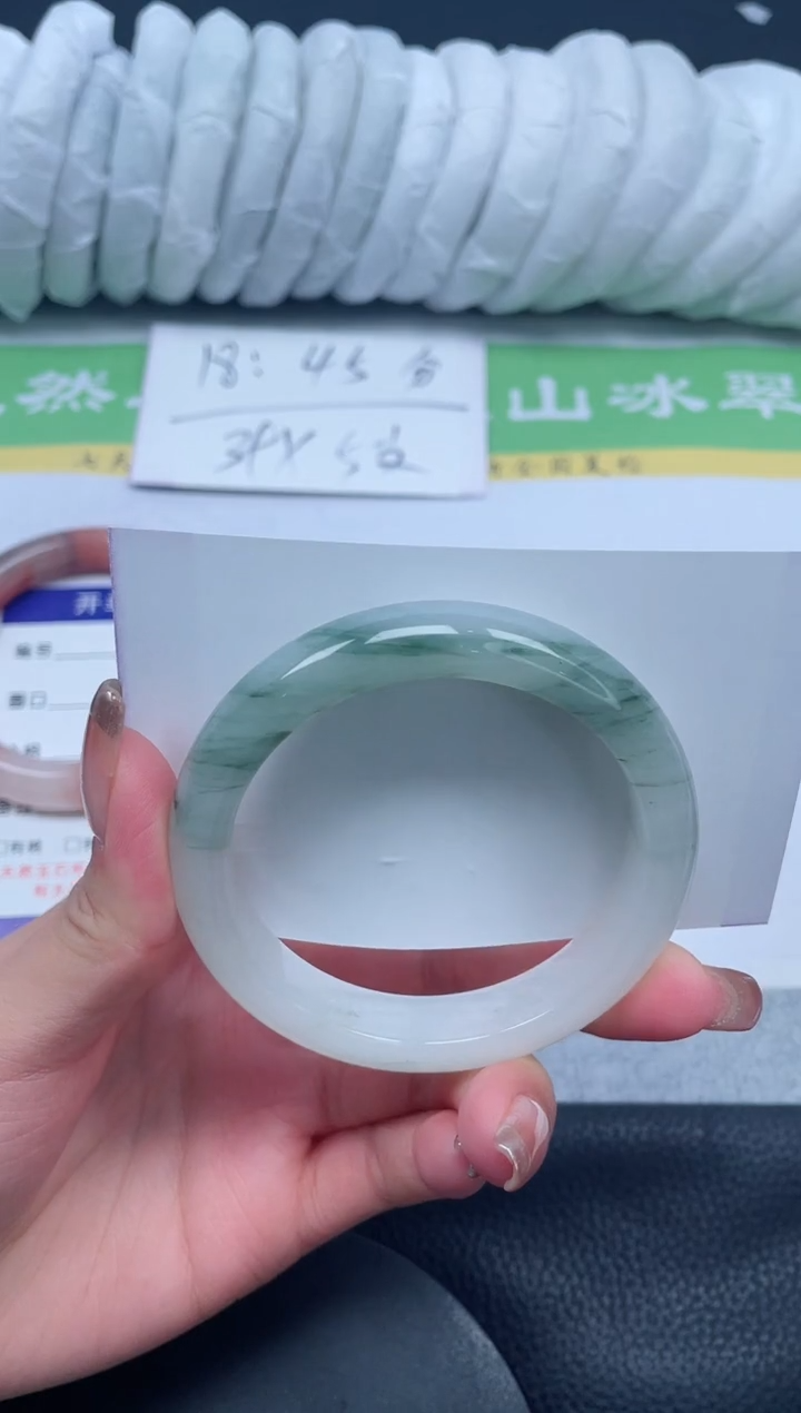 【闪购商品】石英质玉手镯未镶嵌A41-56+