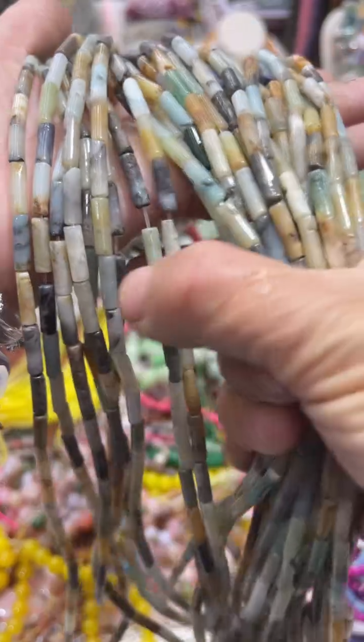 未镶嵌玛瑙/玉髓珠宝半成品三条