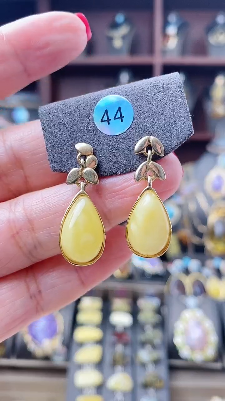 【闪购商品】琥珀耳饰银S925镶嵌耳环