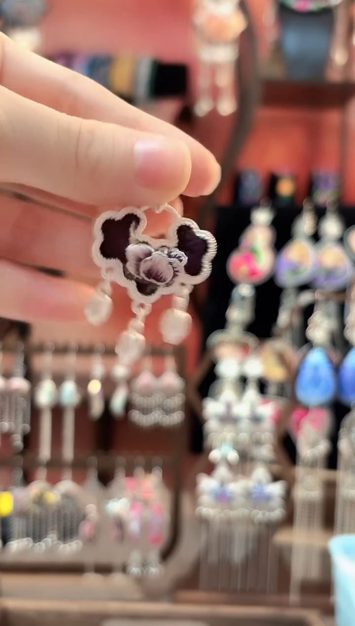 织绣云织谣民族风精美饰品   26