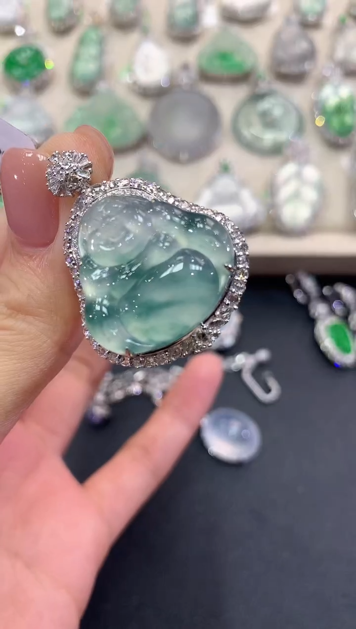 【闪购商品】翡翠吊坠(不含链)18K金镶嵌q148