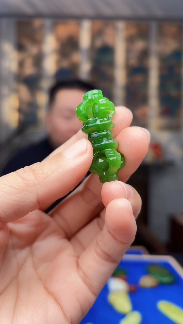 【闪购商品】和田玉挂件未镶嵌拍一发一