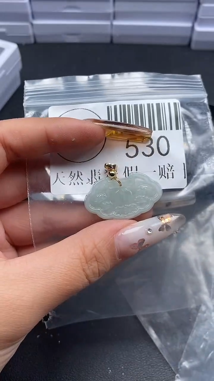 吊坠(不含链)未镶嵌翡翠530