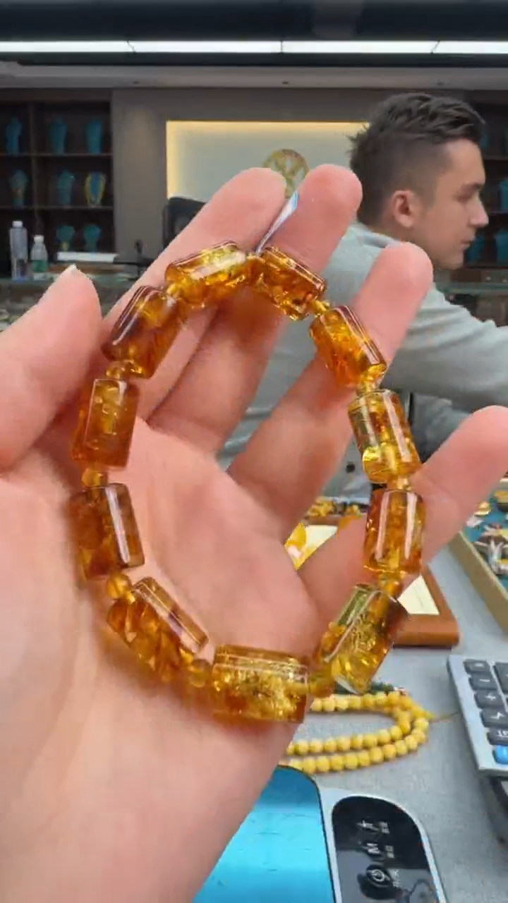 【闪购商品】琥珀手串未镶嵌秒拍号012