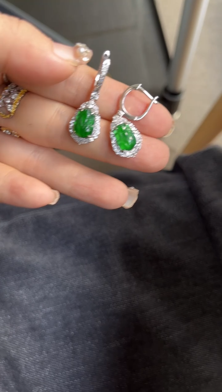 【闪购商品】翡翠耳饰银S925镶嵌0968268211
