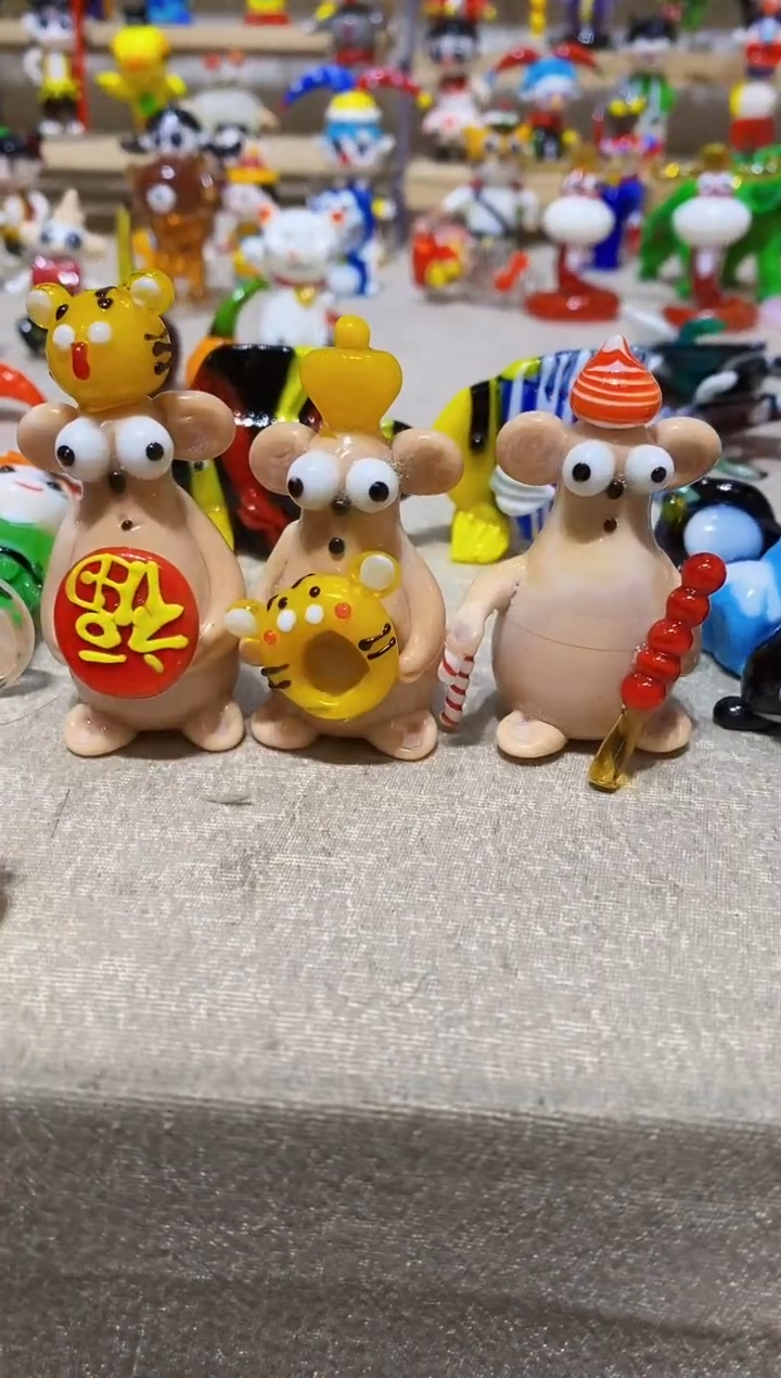 【闪购商品】琉璃手工艺品3个怪兽