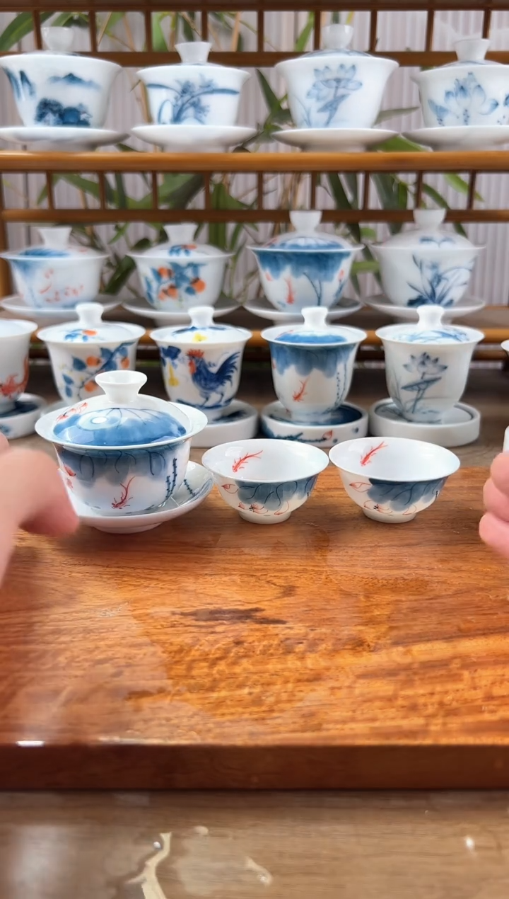 微瑕线条莲80ml三才盖碗+小玉兰杯2个