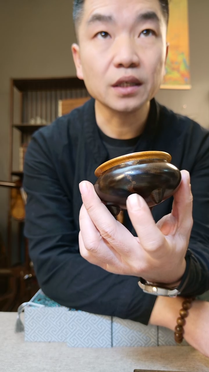 金丝楠金丝楠木香炉小把件