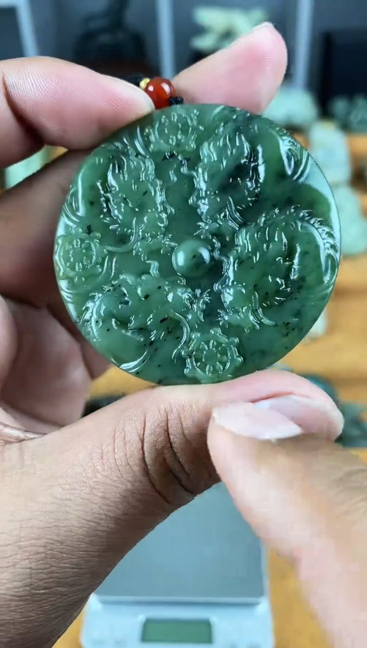 未镶嵌和田玉把件1