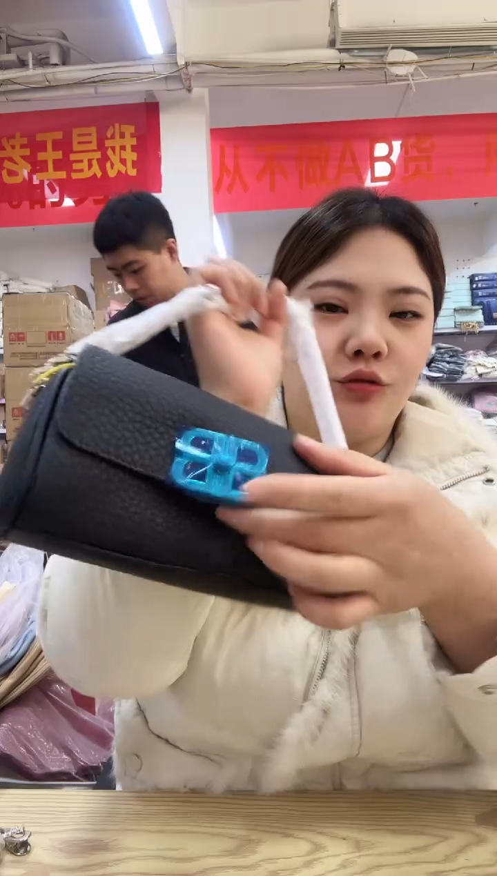 PC闪购商品看图下单颜色随1