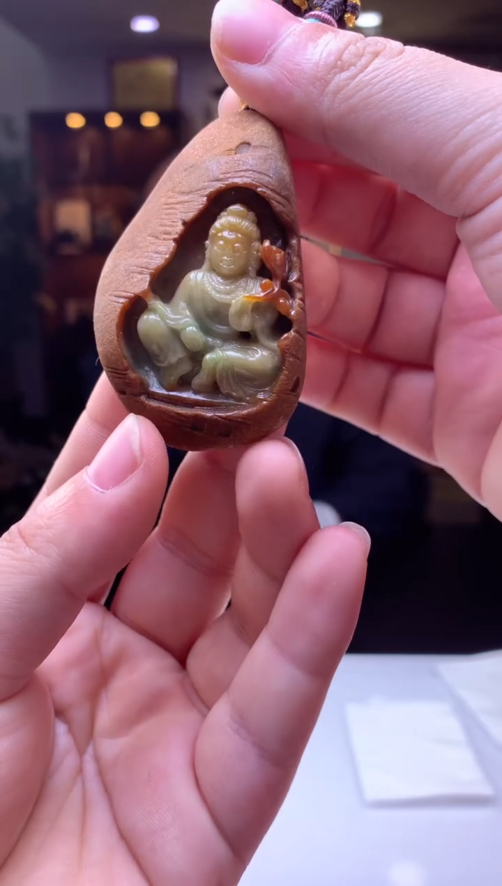 【闪购商品】定制翡翠未镶嵌挂件发货（拍一发一）