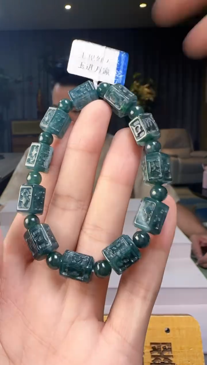 未镶嵌手串翡翠多样性发其一AR@@60B7J13630