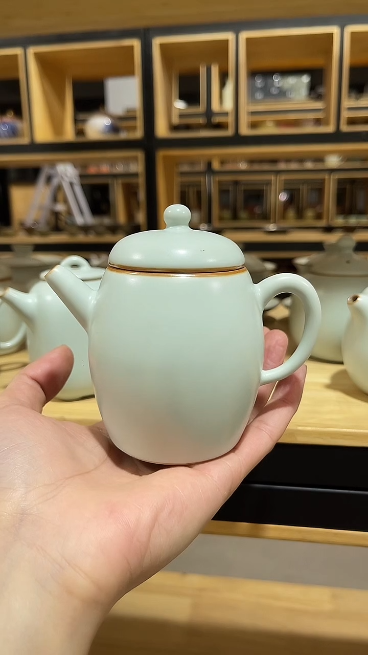 天青汝窑腰鼓壶，冲单福利