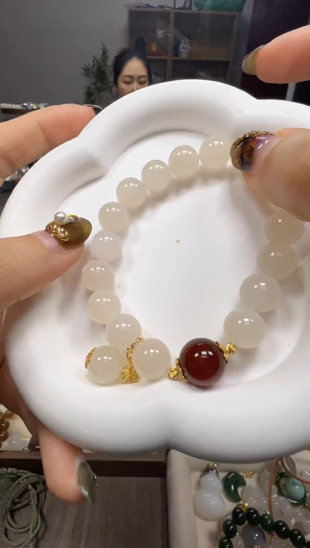 未镶嵌手串和田玉和田玉藕粉卡10设计款手串