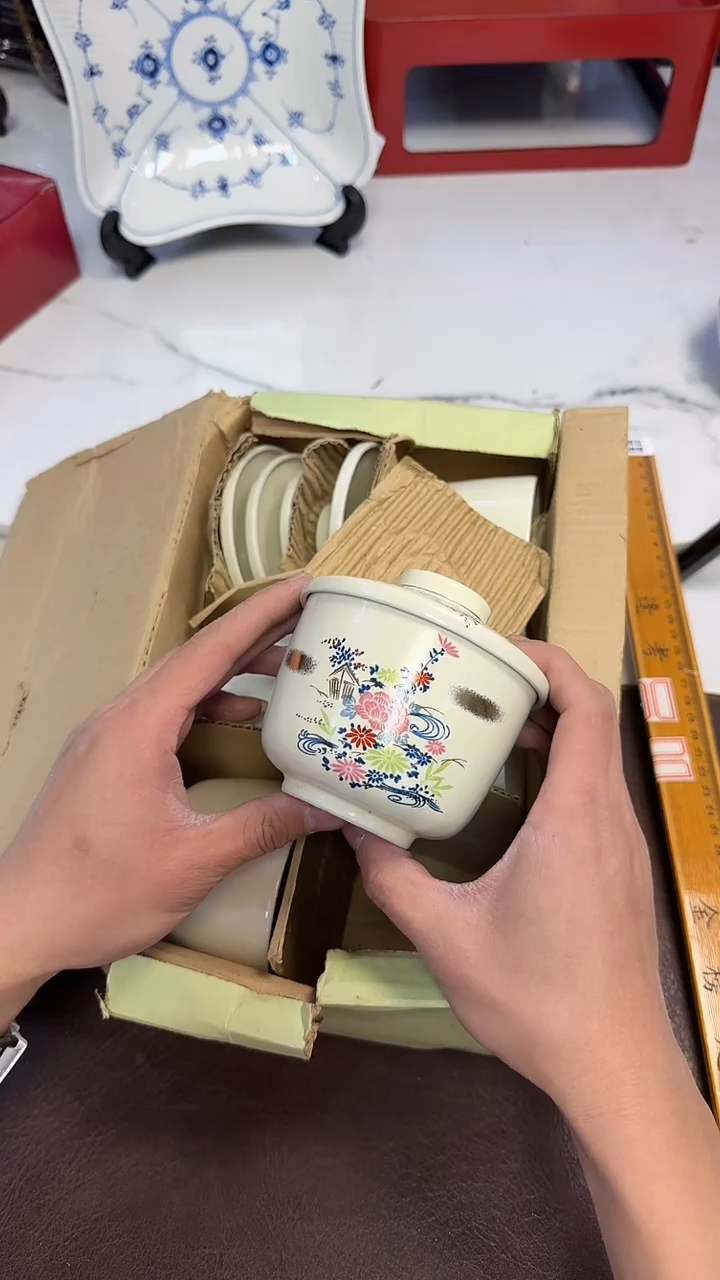 357荣丰茶盖杯5只