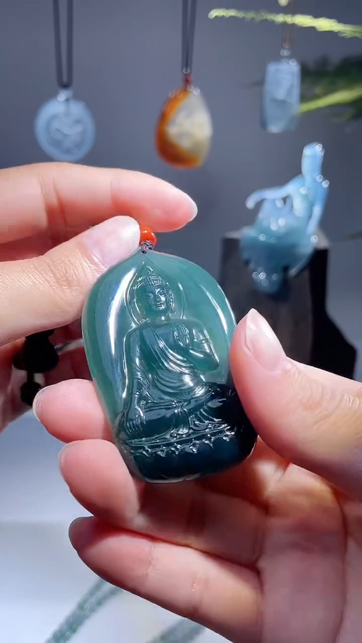 颈饰未镶嵌翡翠阿弥