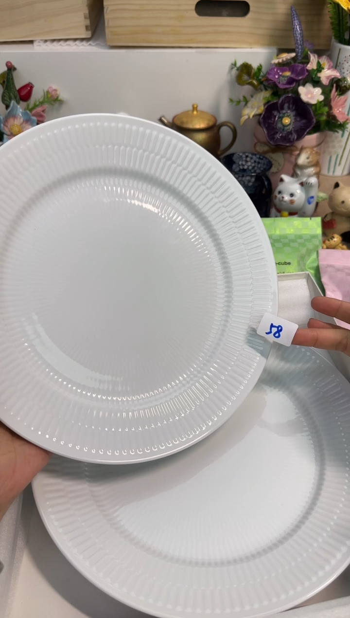 瓷片t***i2只泡泡家的瓷器真好看