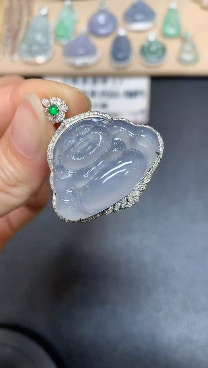 【闪购商品】翡翠颈饰18K金镶嵌佛公【无服务费