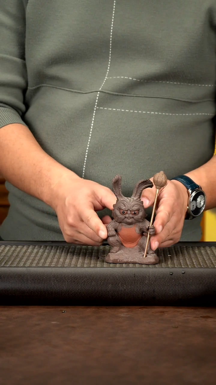 【闪购商品】紫砂茶宠兔神谢刚宜兴紫砂