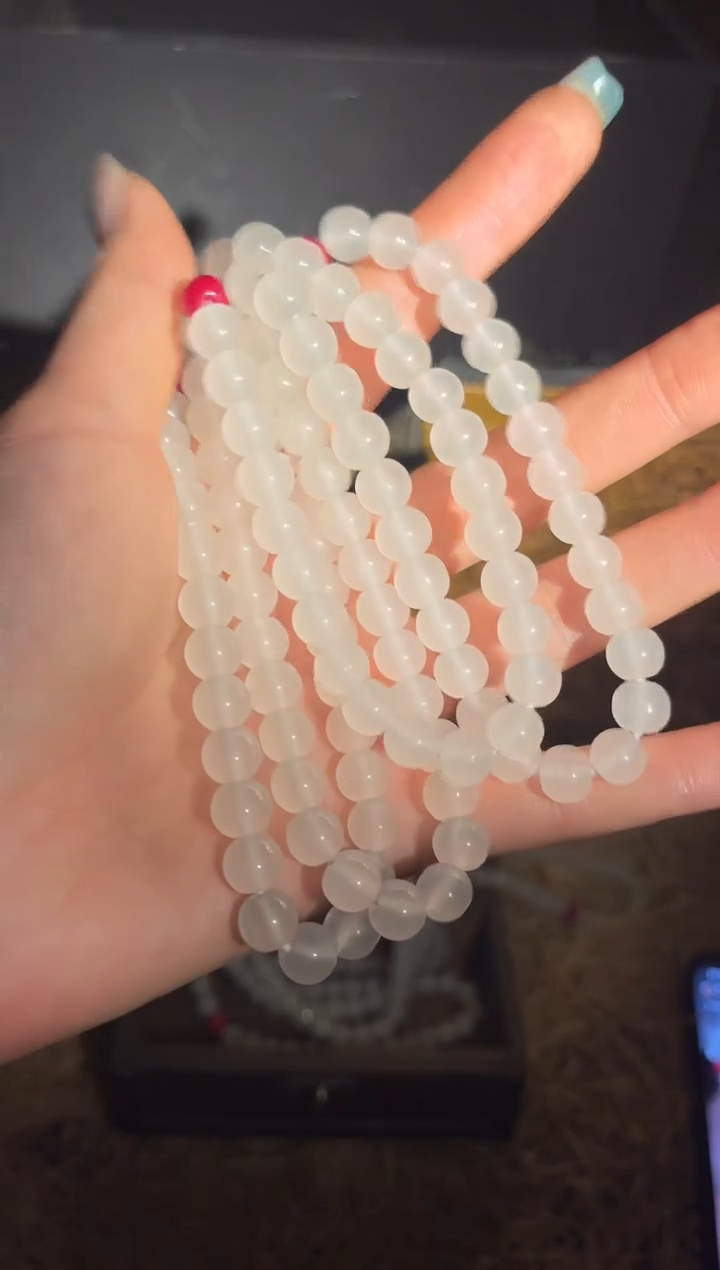 【闪购商品】【闪购商品】白色带红项链