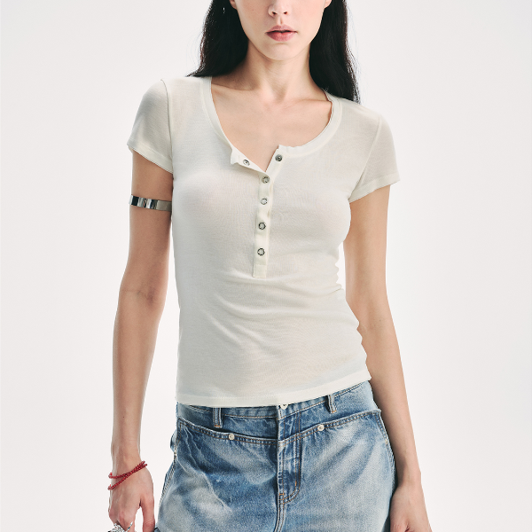 付智恩 季节转场 波嬉风多领型修身短袖/长袖针织打底T恤