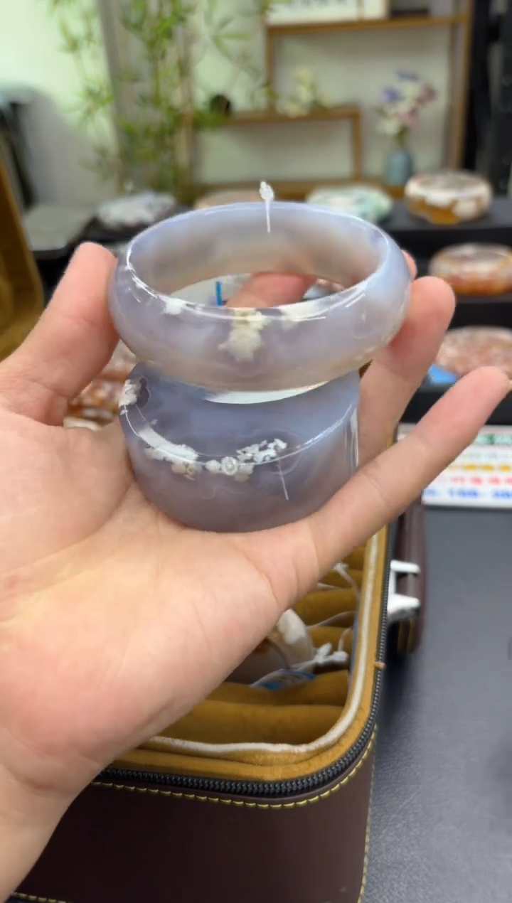 【闪购商品】石英质玉手镯未镶嵌C87(65圈赠送镯心)
