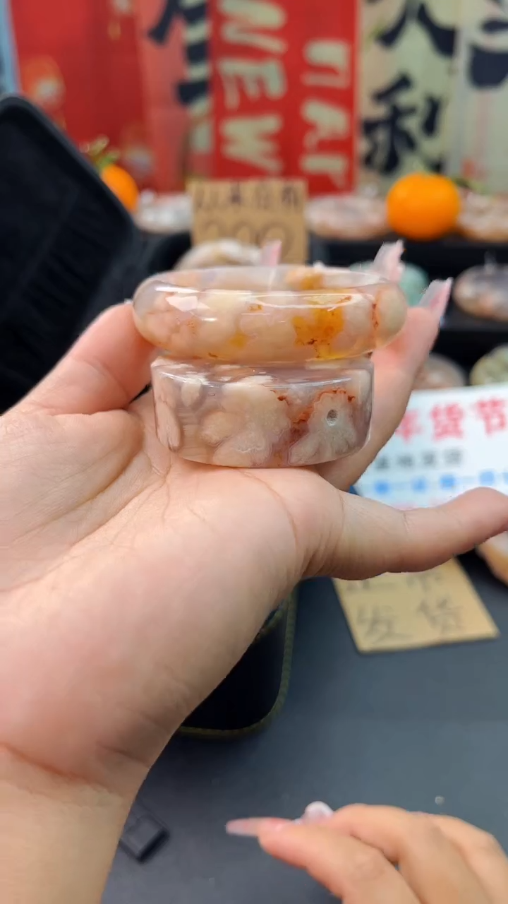 【闪购商品】石英质玉手镯未镶嵌赠送镯心（53圈口）