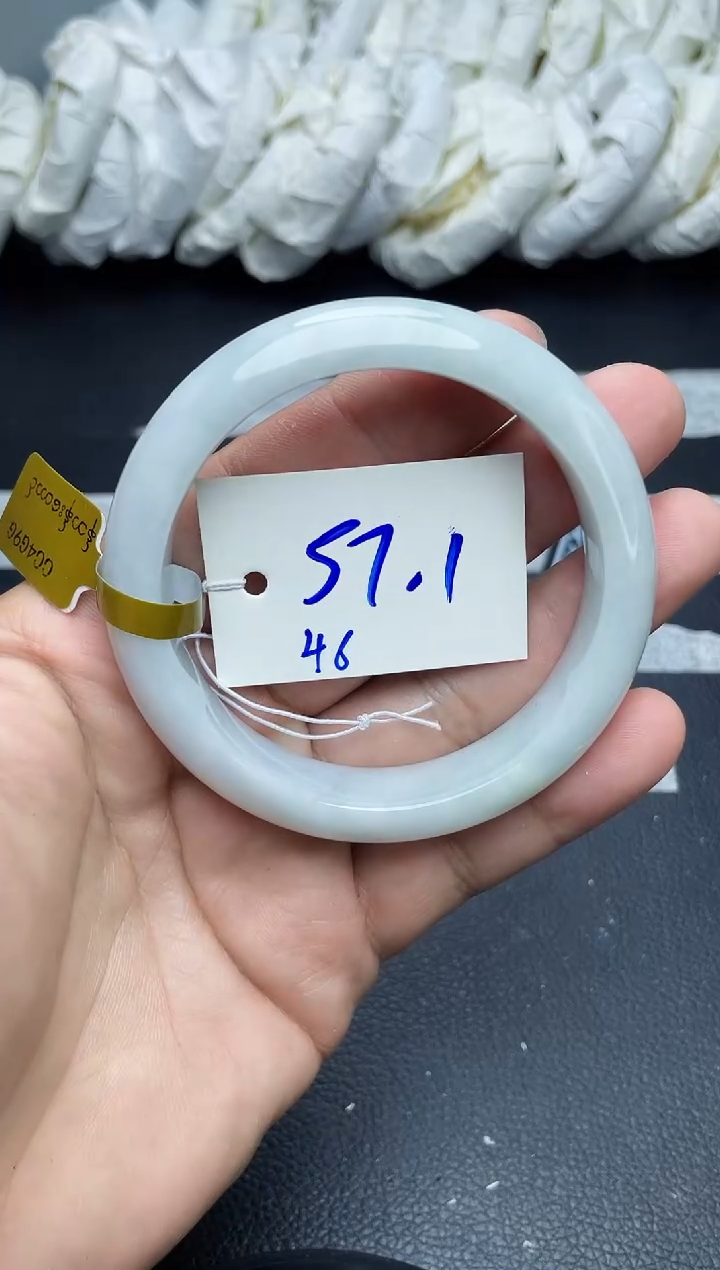 翡翠手镯未镶嵌46