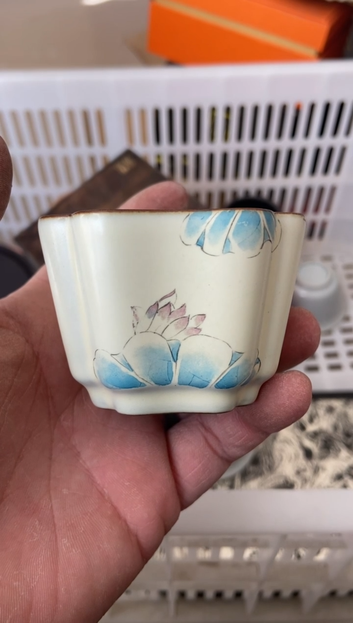 杯无运费险有瑕疵的摄影的产品有使用过的痕迹有点脏介意勿拍