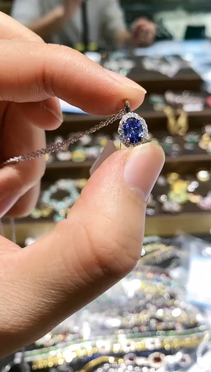 【闪购商品】坦桑石颈饰银S925镶嵌吊坠