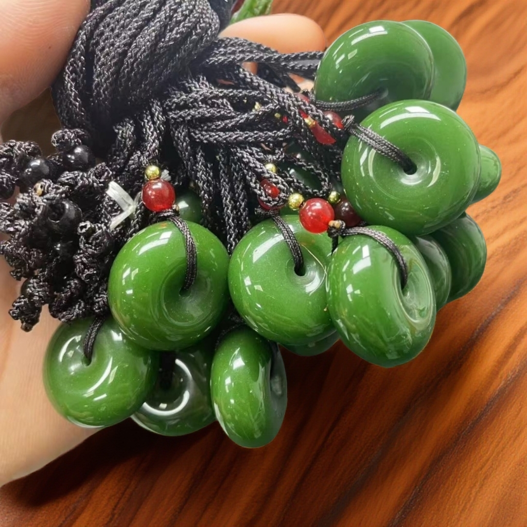 【大喜】菠菜圆扣吊坠KSU/WD561精致吊坠女士多样性发一