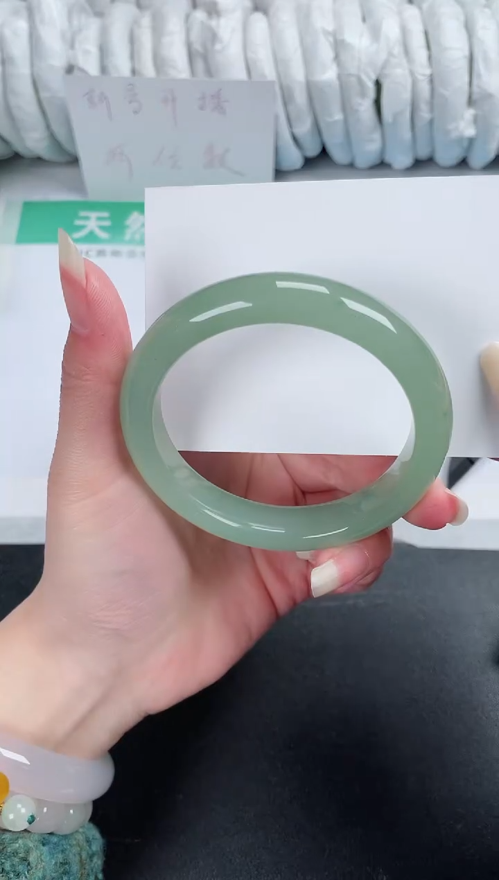 【闪购商品】石英质玉手镯未镶嵌367-60.3