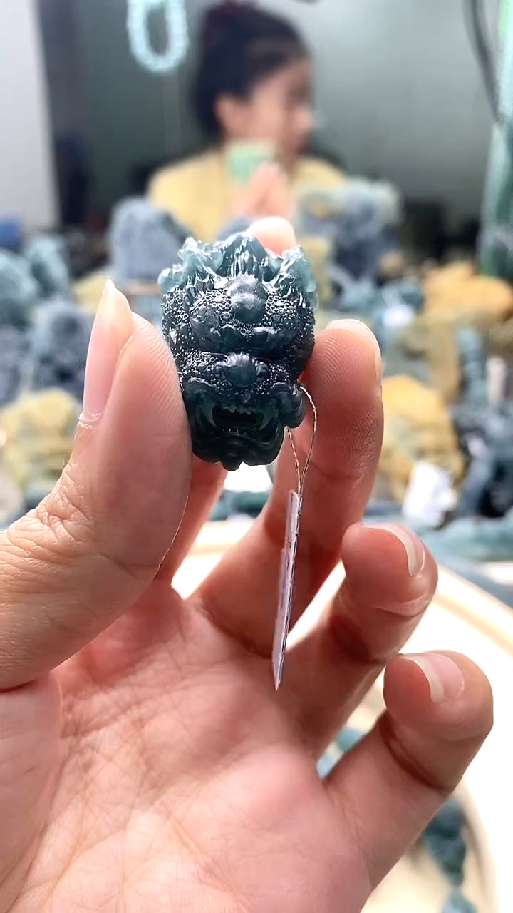 定制翡翠未镶嵌夜*翡翠毛货不退不换8.10