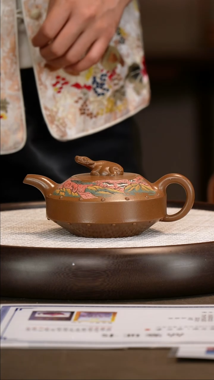 紫砂茶壶【陈小听】玉砂料 牛盖汉君壶  320cc