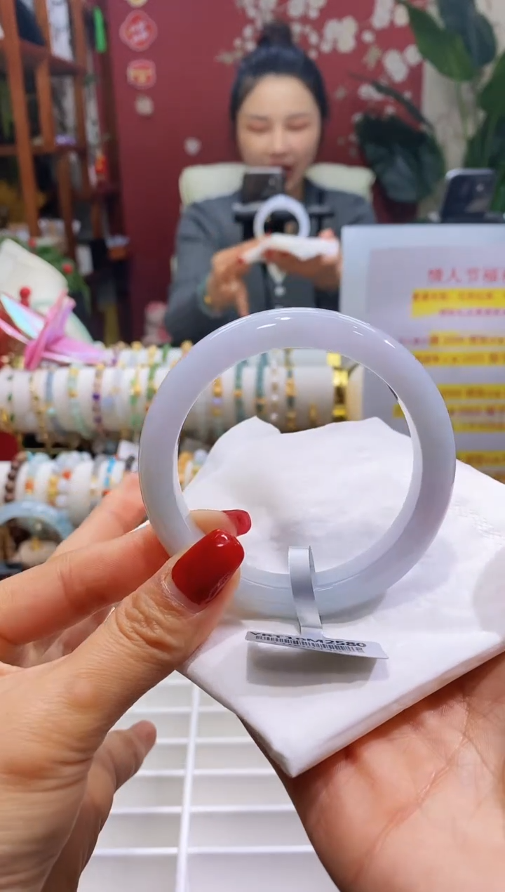 【闪购商品】翡翠手镯未镶嵌73三彩春彩5758/11.8*8.6