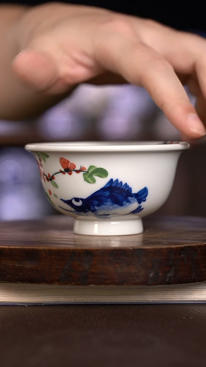 现代瓷 微瑕福利  大压
