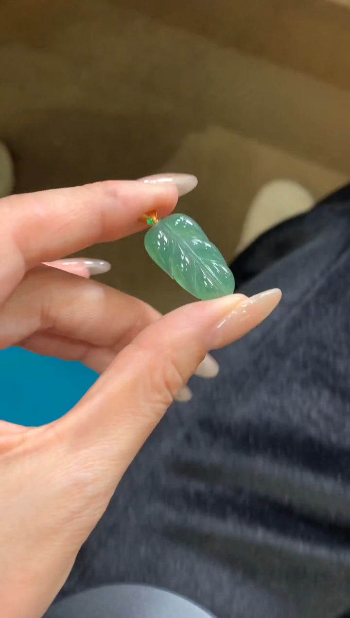 吊坠(不含链)18K金镶嵌翡翠翡翠