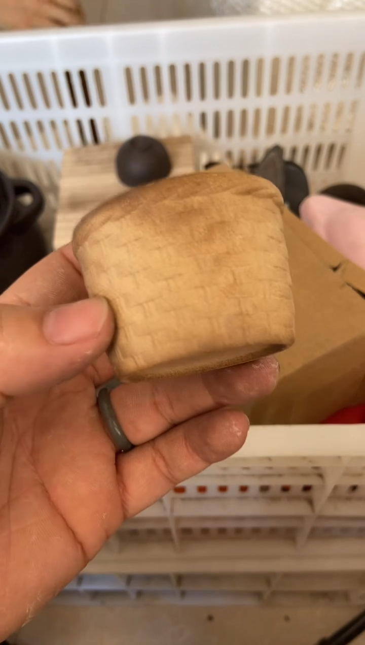 无运费险有瑕疵的摄影的产品有使用过的痕迹有点脏介意勿拍