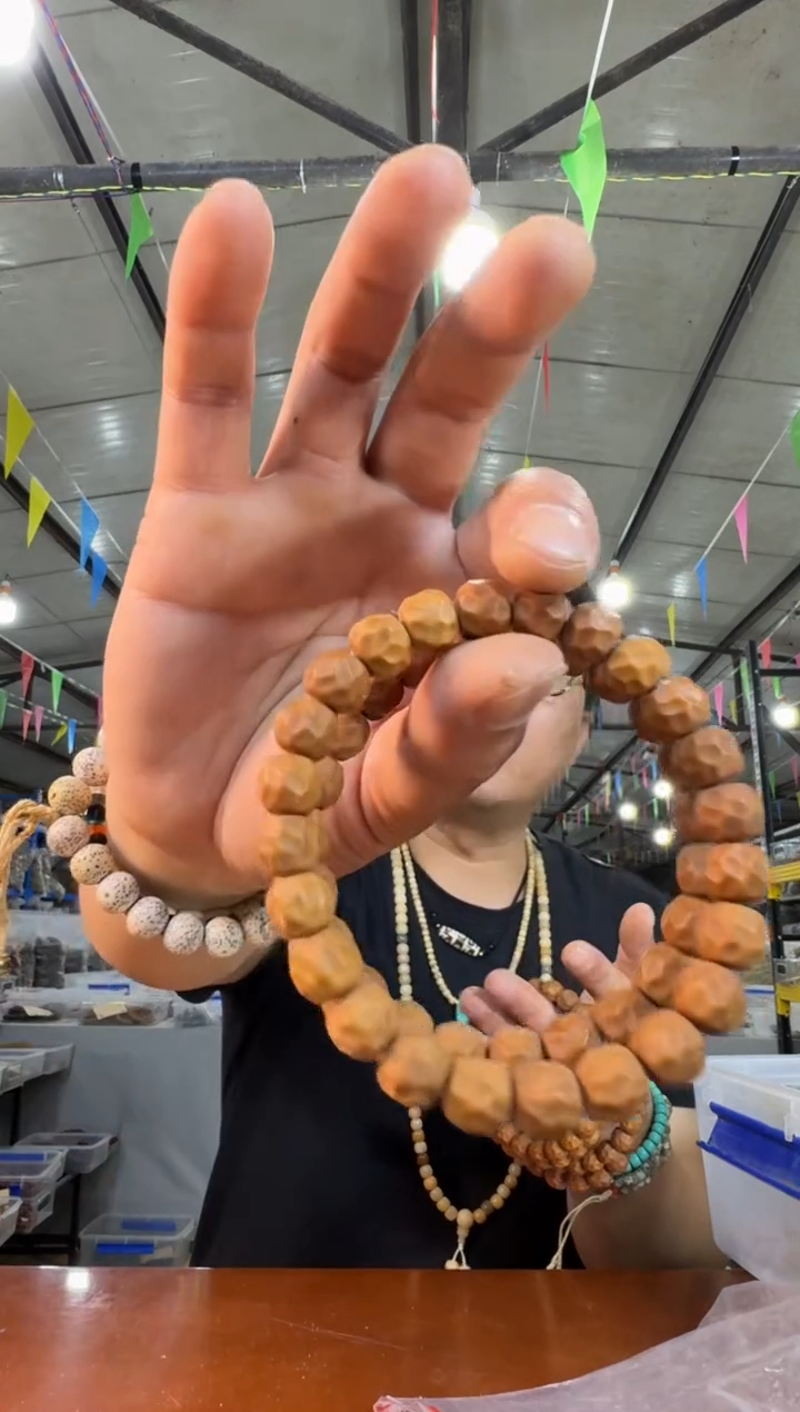 猴头核桃手串A65实物为准