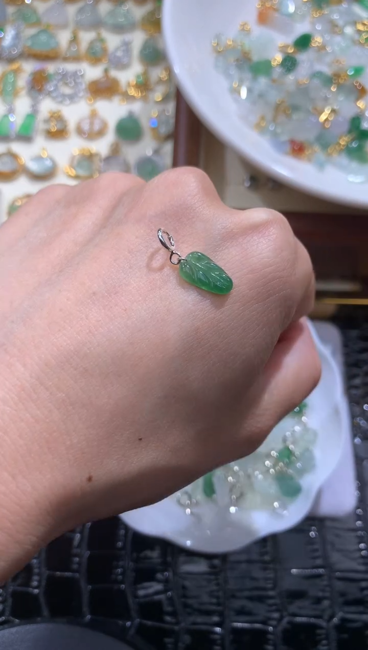 颈饰未镶嵌翡翠翡翠