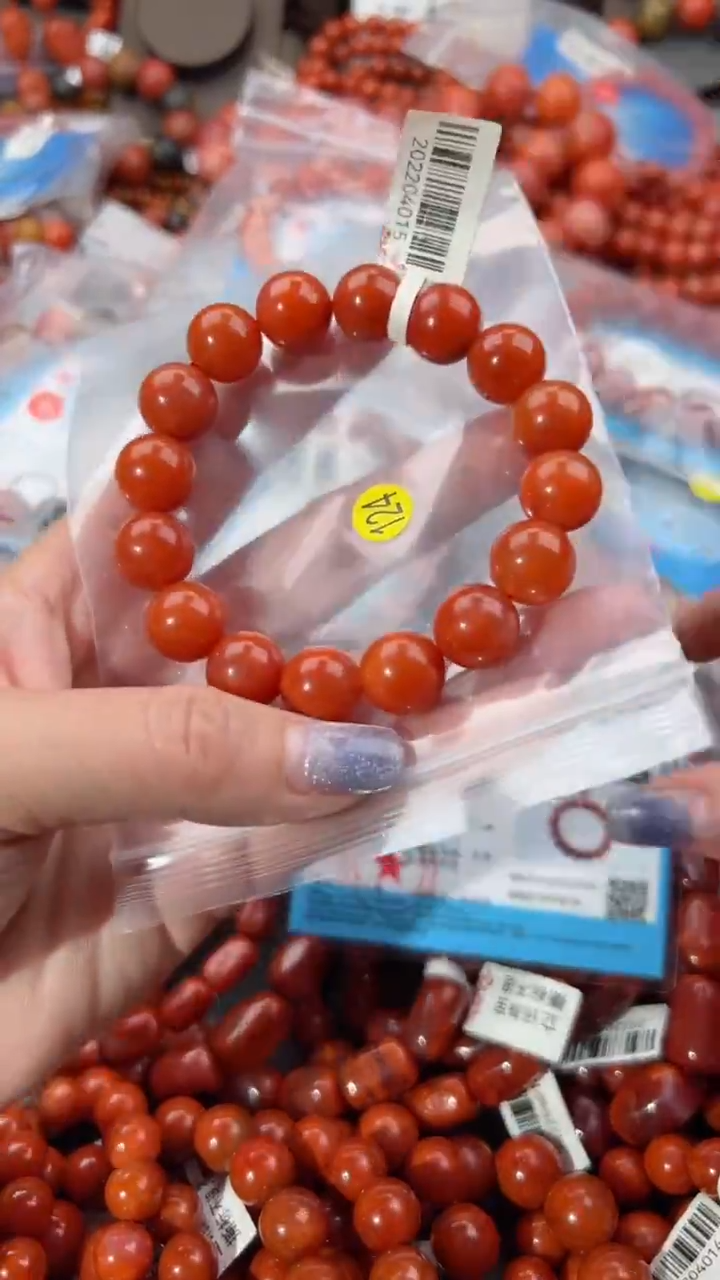 【闪购商品】南红玛瑙手串未镶嵌12+