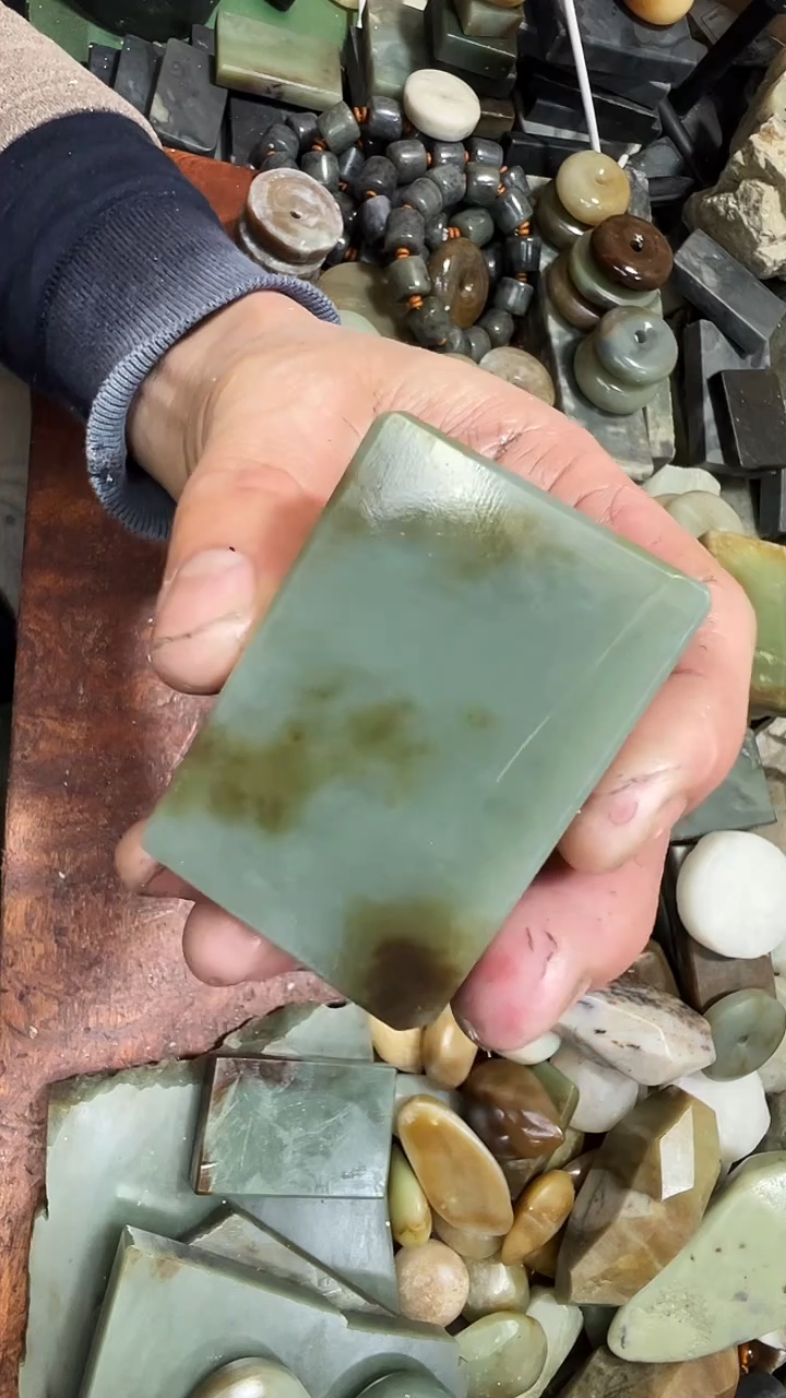 未镶嵌和田玉珠宝半成品1