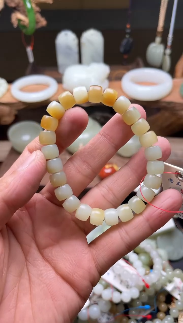 【闪购商品】和田玉手串未镶嵌卡10且末金山糖白极限弧9003507