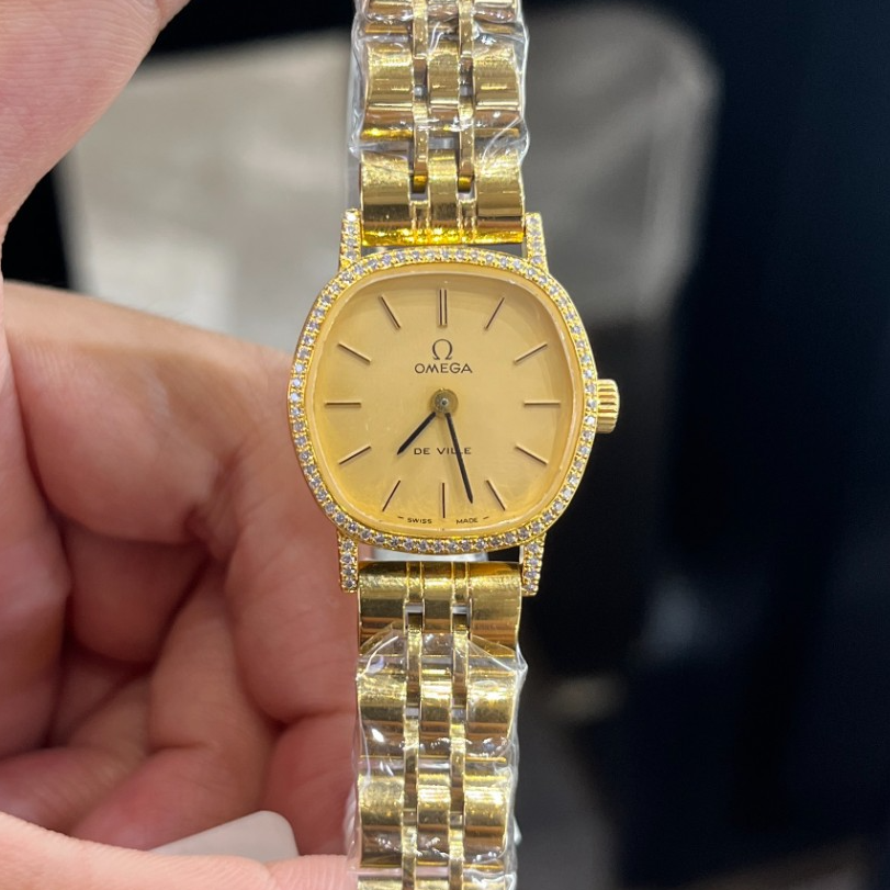 95新 Omega/欧米茄 手动机械后钻22mm/公价32999/w10572