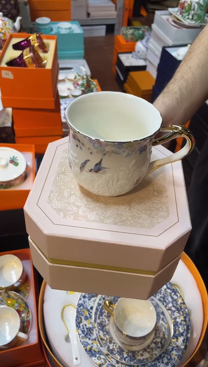 杯鸿辉家品牌瓷器，京东包邮！